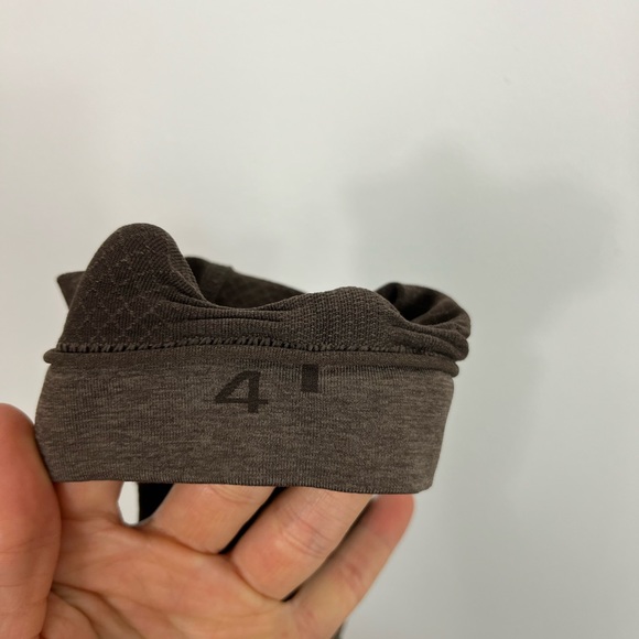 Lululemon Ebb To Street Crop 21" Brown Sz 4 - Picture 12 of 12